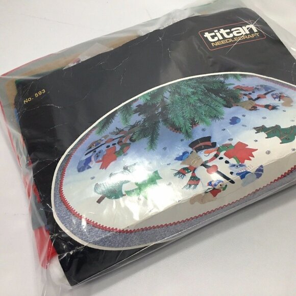 Tree Skirt Kit Titan Christmas 593 Snowman Animals Felt 36" Vintage Needlecraft - Picture 1 of 10